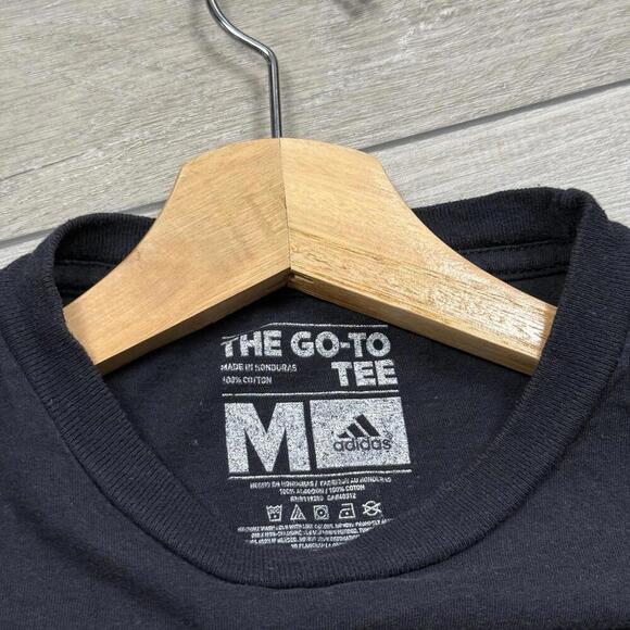 Adidas Miami Heat LeBron James#6 NBA Graphic Tee Black Size M Go-To Tee Athletic - Picture 4 of 6